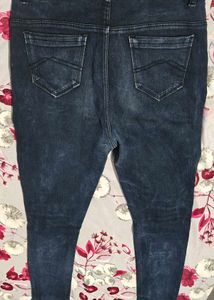 Light Wash Skinny Jeans