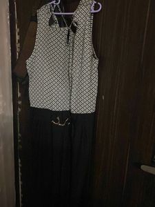 Chic Sleeveless Jumpsuit