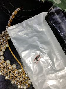 Exquisite Kundan Necklace Set