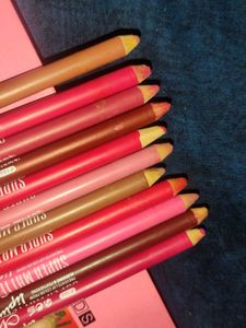 ADS Eyeshadow  &amp; Lip liner combo with freebie