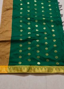 Elegant Silk Saree with Gold Motifs