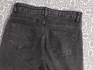 Dark Wash Relaxed Fit Jeans