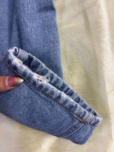 Trendy blue mom fit ribbed jeans