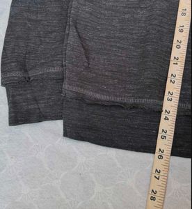 Reebok Gray Crewneck Sweatshirt