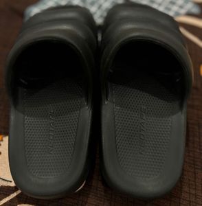 Women’s Black Slide Slippers (REDTAPE)