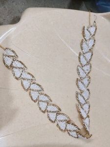 White Beaded Leaf Design Hip Belt 🤍
