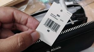 Michael Kors Kent long Wallet- 100% Original