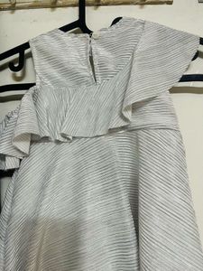 Chic White Pleated Cold Shoulder Dress