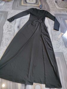 Long Sleeve V-Neck Maxi Dress