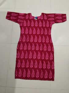 Maroon Printed Kurta with White Pants