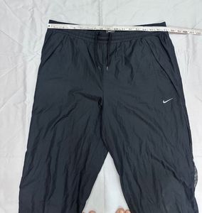 Nike Windbreaker Track Pants Black | Mesh Lined |