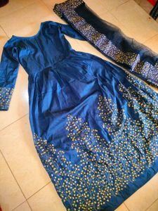 Blue Embroidered Anarkali🧙💎🧋🥤