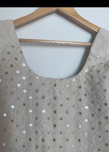 Elegant Silver Embroidered Kurti Set
