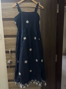 Chic Navy Blue Embroidered Dress