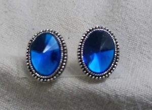 Sparkling Blue Oval Earrings