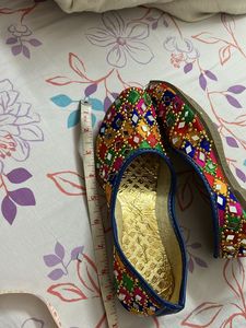 Size Mentioned Is 10 On Footwear Plz Check