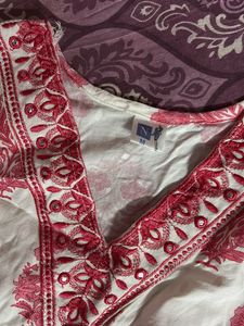 Elegant White Kurta with Pink Floral Print