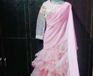 (Fix Price )Trendy Frill Organza Saree🤩,