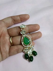 Luxury Emerald Green multy layered necklace
