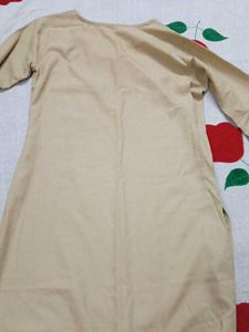 Elegant Beige Kurta Set with Pink Dupatta
