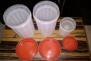 Set Of 6 Plastic Containers