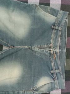 Stylish Blue Wash Jeans