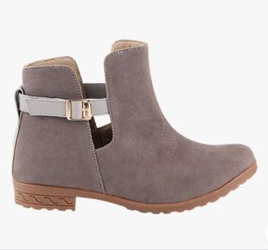ankle length boots