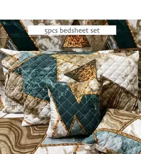 5 Pcs Quilted Bedsheet Set