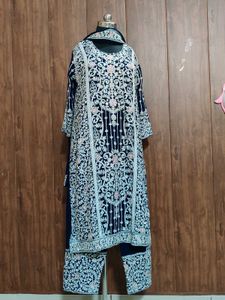 Embroidered Navy Blue Kurta Set