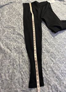 SAVANA Black Seamless Leggings