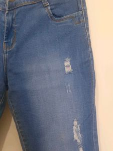 Ankle length Distressed Blue Denim Jeans