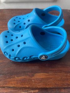 Original Blue Crocs Clogs C8