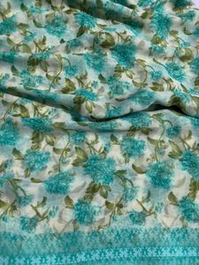 Beautiful Floral Print Saree