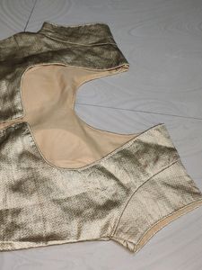 Back Hooks Stitched Blouse