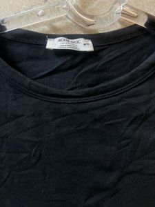 Black Basic T-Shirt