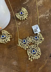Neclace And Earing Set