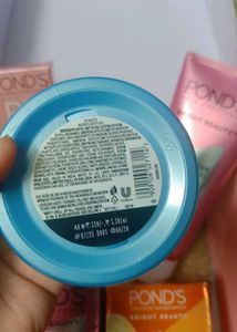 Pond's Skincare Bundle