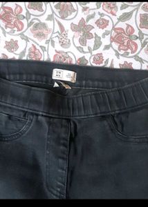 Women's Black Skinny Jeans