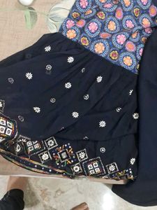 Short Pemplum With Plazoo
