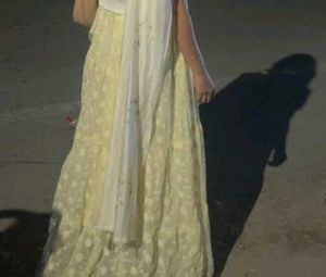 Elegant Yellow Sequin Flower Embroidered skirt