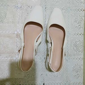 Elegant White Slingback Flats