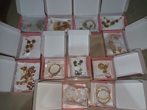 Assorted Jewellery Sets Seal Packed