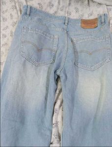 Light Wash Wide Leg Jeans