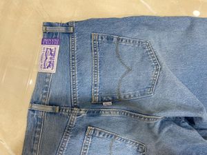 levis jeans- used thrice