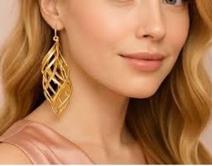 beautiful Gold Tone Leaf Dangle Earrings
