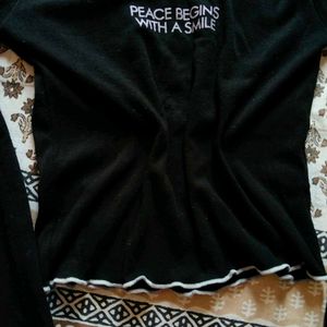 Black Cropped Top "Peace Begins With A Smile"