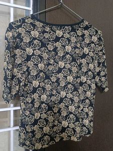 Floral Print Short Sleeve Top