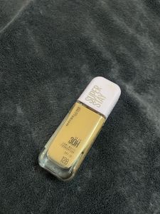 Maybelline Foundation.