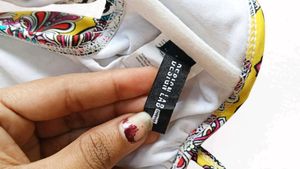 🎀Vibrant Floral Print Bikini Top Any one free 🆓