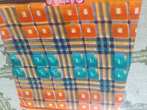 Beautiful Printed Saree With Unstitched Blouse